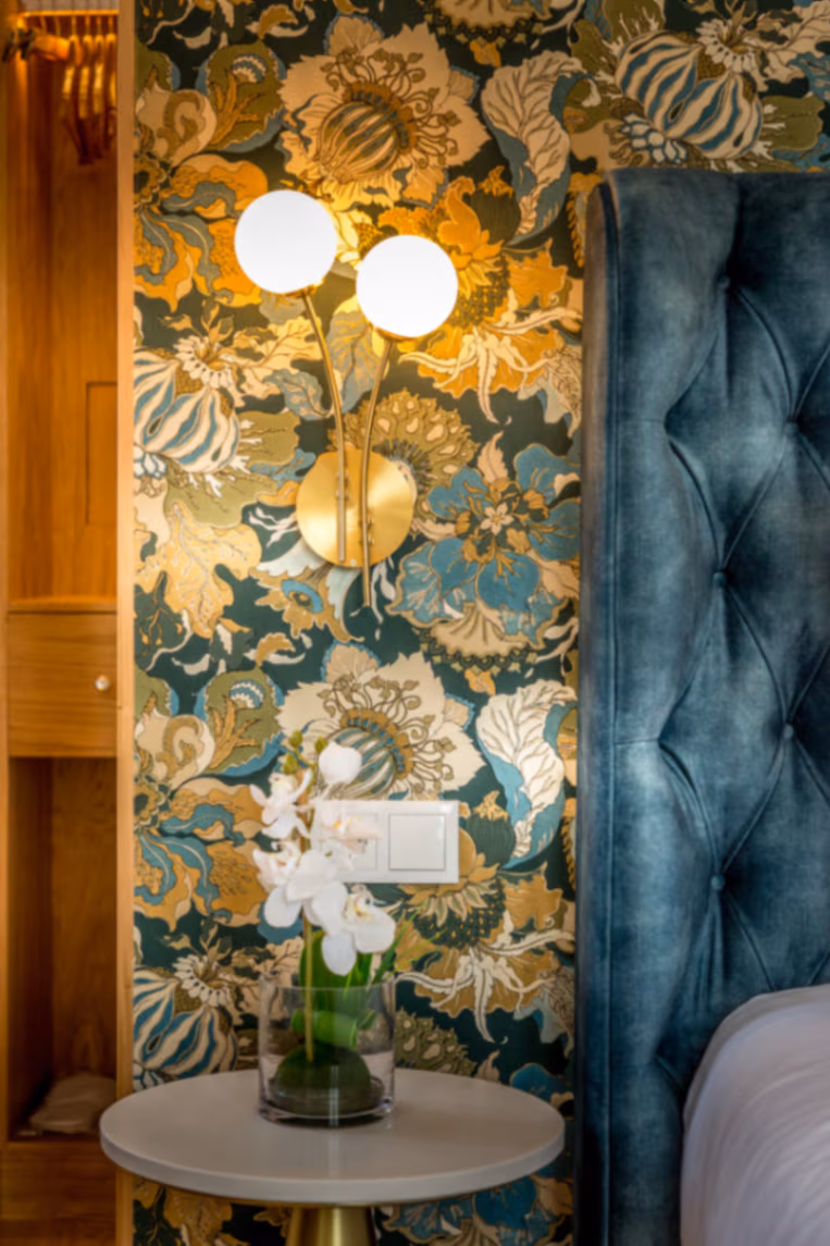 Room 2 - The River Vista - 8/11